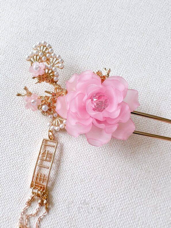 CHN-2022-00018-ForeverPinkFloralPearlTreeHairpin-Gold-PinkC3