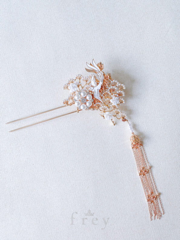 CHN-2022-00067-WhiteDovePearlHairpin-Gold-WhiteC2