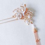 CHN-2022-00067-WhiteDovePearlHairpin-Gold-WhiteC1