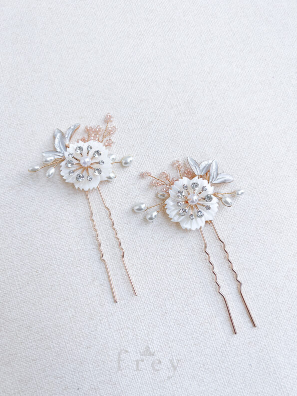 ACC-2022-00005-FloralTwigsHairpinSet-Gold-White2pcsC2
