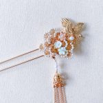 CHN-2022-00034-CranePearlGardenHairpin-Gold-BlueLeftC1