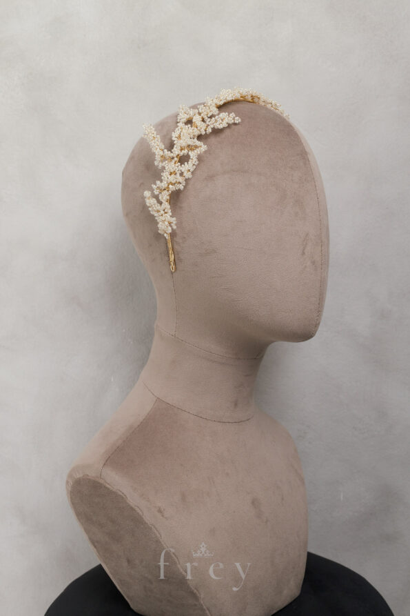 ACC-2023-00010-Petite-Ethereal-Headband-Gold-White-1