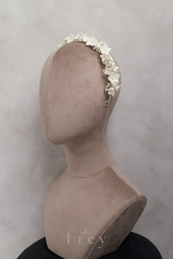 ACC-2023-00015-Fleuri-Lily-Pearl-Branch-Headband-White-Silver-White