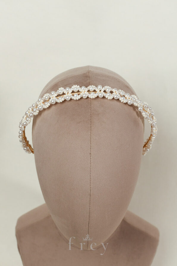 ACC-2023-00016-Intertwined-Fate-Slim-Headband-Gold-White-2