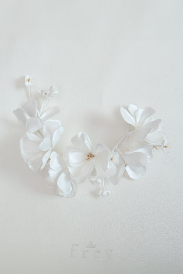 ACC-2023-00039-Blossoming-Flowers-Hairvine-Full-Set-White-5-pcs-1