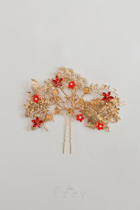 CHN-2023-00004-Crane-Pearl-Tree-Flowers-Middle-Gold-Red