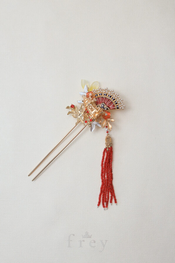 CHN-2023-00018-Oriental-Fan-Pagoda-Blossom-Hairpin-Gold-Red-Left