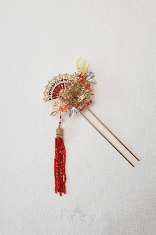 CHN-2023-00019-Oriental-Fan-Pagoda-Blossom-Hairpin-Gold-Red-Right