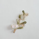 CHN-2023-00075-Flora-Petals-Bloom-Large-Hairvine-Gold-Pink