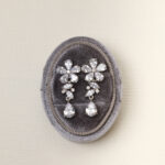 JWL-2023-00045-Pear-Flower-Chandelier-Pear-Earrings-Platinum-White-Ear-Needle